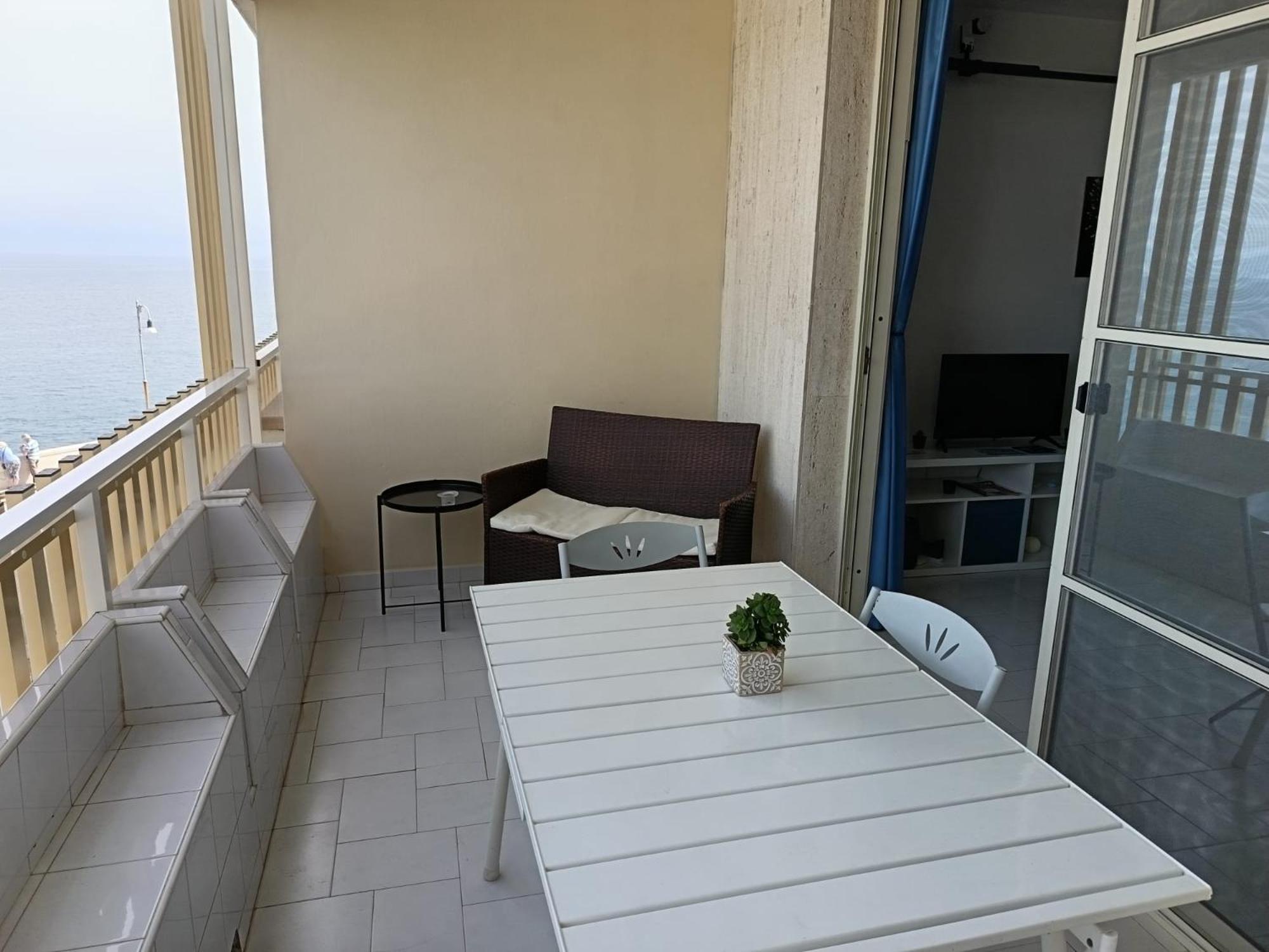 Ferienwohnung A Un Passo Dal Mare Polignano a Mare Exterior foto